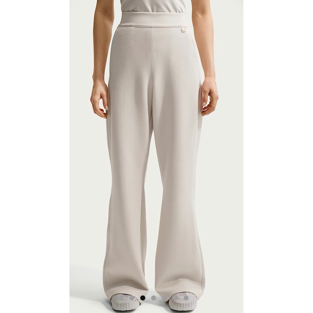 Nike Dri-FIT 24.7 ImpossiblySoft Wide Leg Pants Light Orewood Brown HQ8607-104 L
